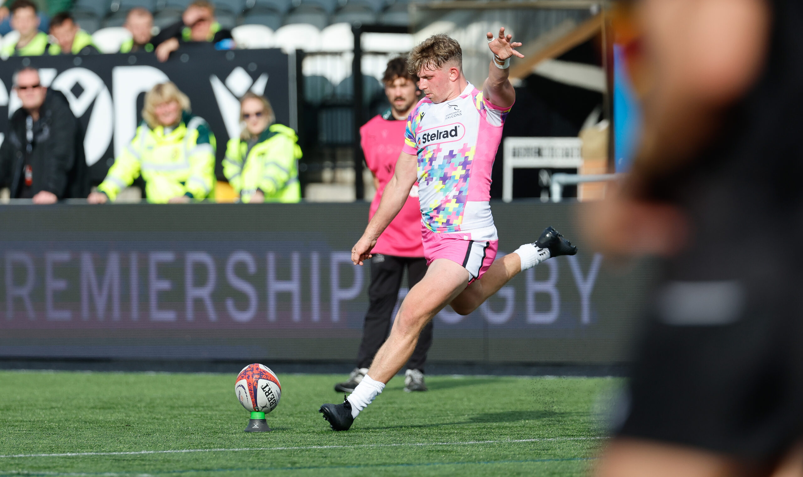 Watch the Falcons' first Championship home game - Newcastle Falcons